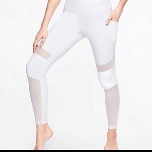 Womans leggings athleta size large
